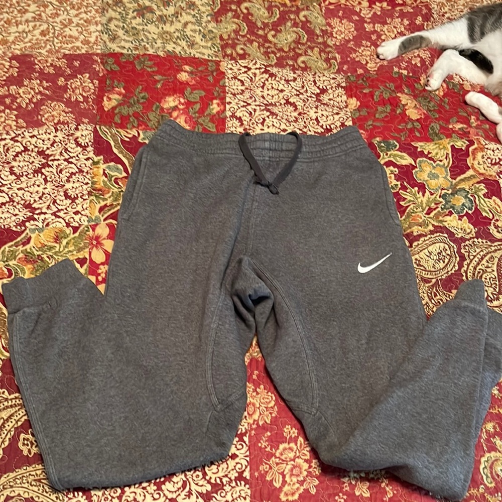 Men’s Small Nike Joggers